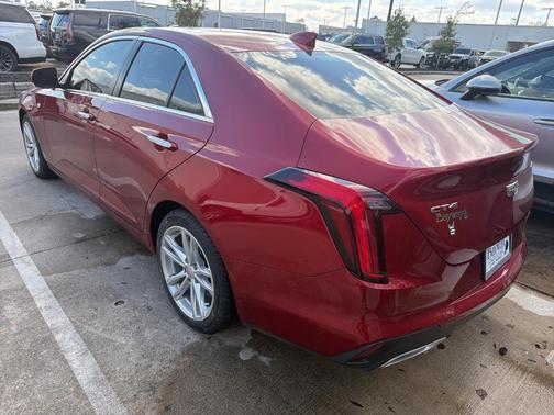 2023 Cadillac CT4 Luxury