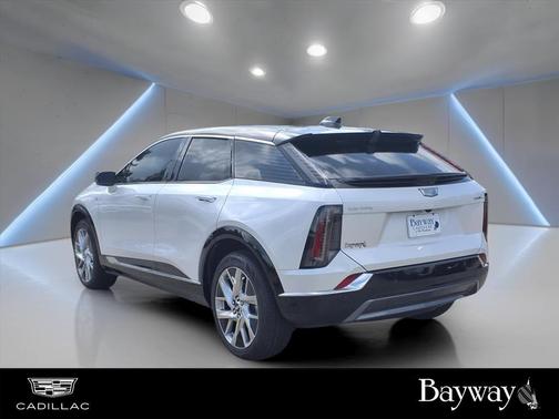 2025 Cadillac OPTIQ Luxury
