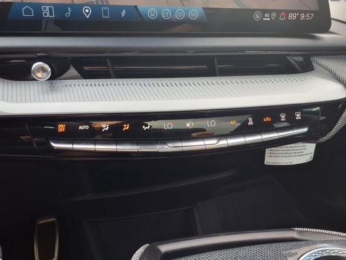 2025 Cadillac OPTIQ Luxury