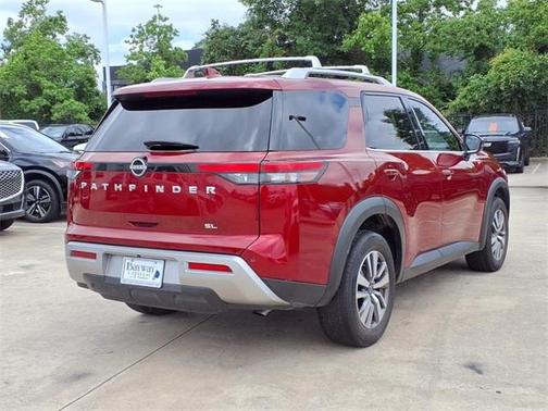 2023 Nissan Pathfinder SL