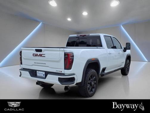 Summit White 2024 GMC Sierra 2500 AT4