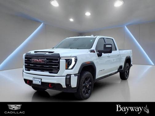 Summit White 2024 GMC Sierra 2500 AT4