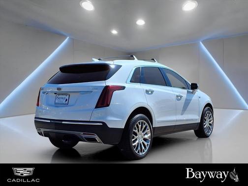 2021 Cadillac XT5 Premium Luxury