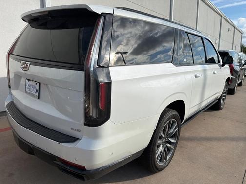 2021 Cadillac Escalade ESV Sport