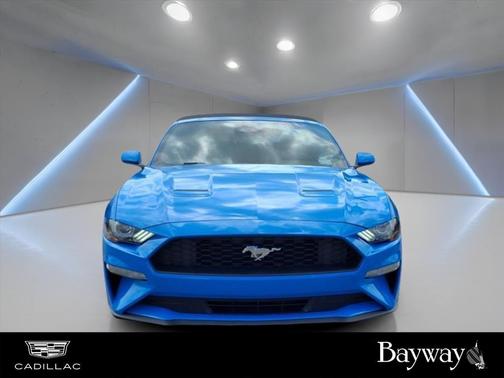 2022 Ford Mustang EcoBoost Premium