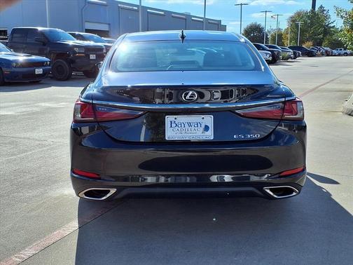 2021 Lexus ES 350 Base