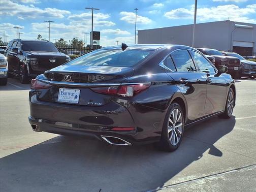 2021 Lexus ES 350 Base