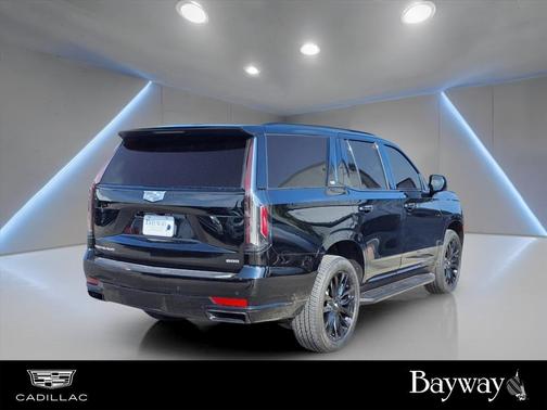 2024 Cadillac Escalade Luxury