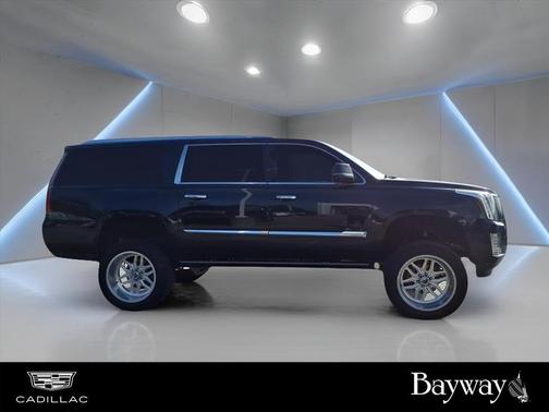 2018 Cadillac Escalade ESV Premium Luxury