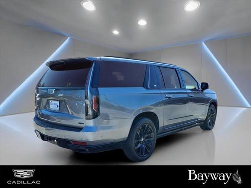 2022 Cadillac Escalade ESV Sport