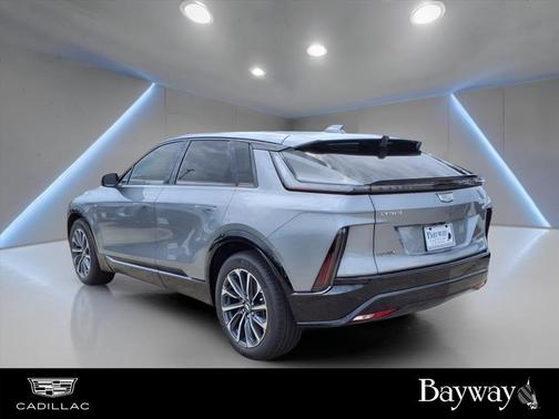 2025 Cadillac LYRIQ Sport