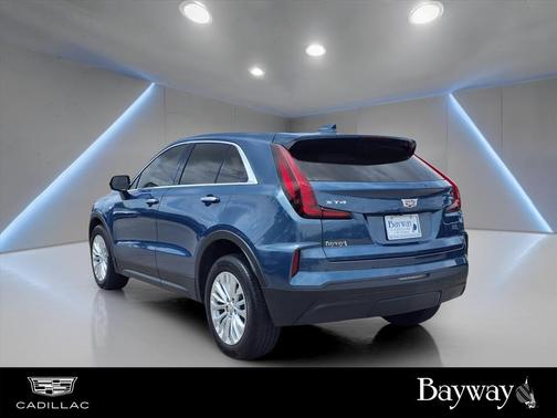 2024 Cadillac XT4 Luxury