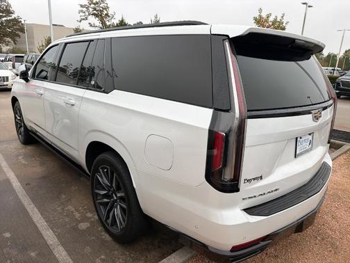 2021 Cadillac Escalade ESV Sport Platinum