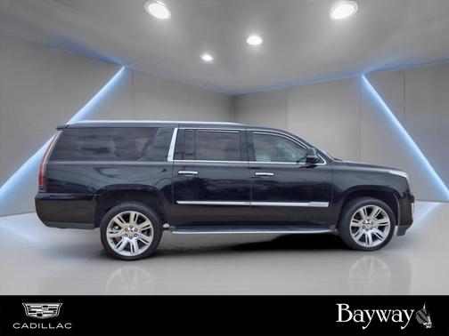 2020 Cadillac Escalade ESV Luxury