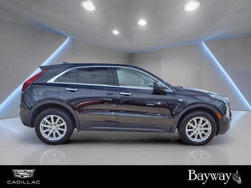 2022 Cadillac XT4 Luxury