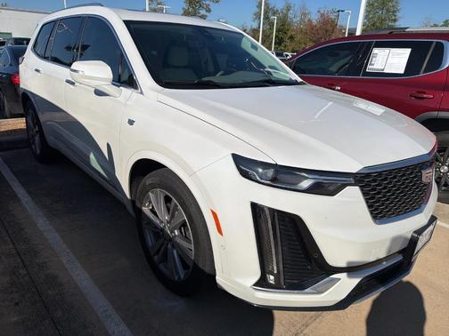 2024 Cadillac XT6 Premium Luxury FWD