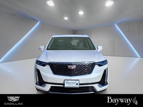 2024 Cadillac XT6 Premium Luxury FWD