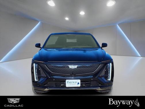 2025 Cadillac LYRIQ Sport