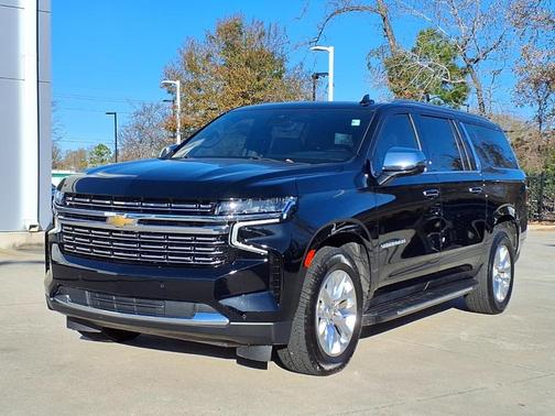 2023 Chevrolet Suburban Premier