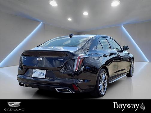 2022 Cadillac CT4 Sport