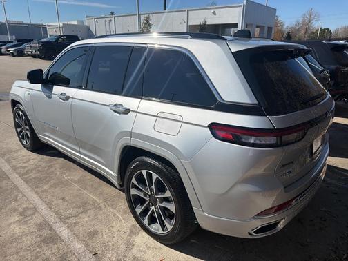 2023 Jeep Grand Cherokee 4xe Overland