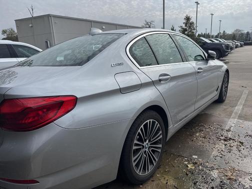 2019 BMW 530e iPerformance