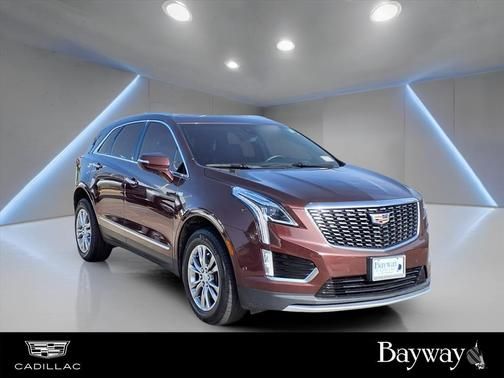 2022 Cadillac XT5 Premium Luxury