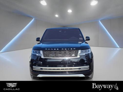 2023 Land Rover Range Rover P400 SE