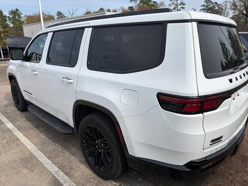 2023 Jeep Wagoneer Series II