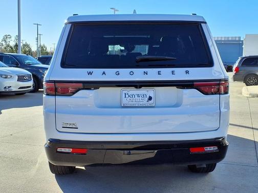 2023 Jeep Wagoneer Series II