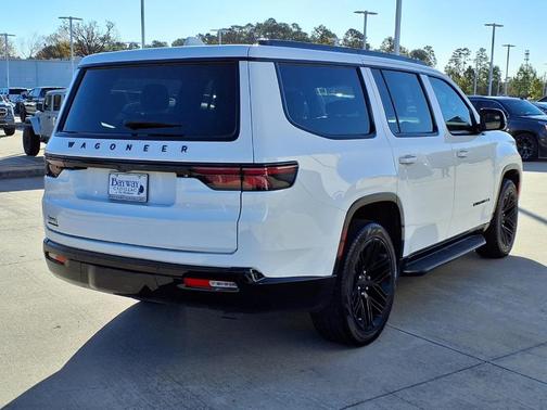2023 Jeep Wagoneer Series II