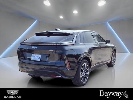 2025 Cadillac LYRIQ Sport