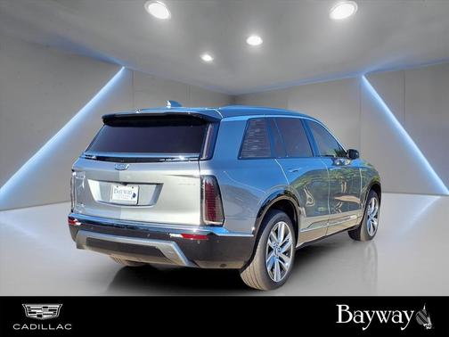 2026 Cadillac VISTIQ Luxury