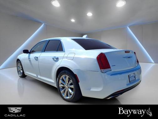 2019 Chrysler 300 Limited