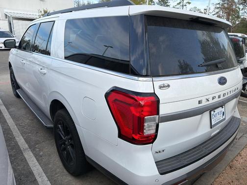 2022 Ford Expedition Max XLT