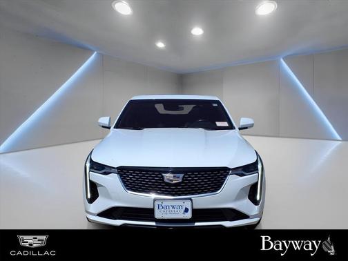 2020 Cadillac CT4 Luxury