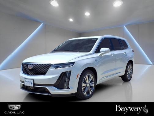 2025 Cadillac XT6 Premium Luxury FWD