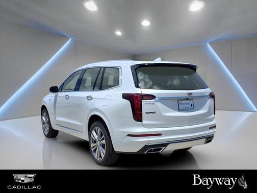 2025 Cadillac XT6 Premium Luxury FWD