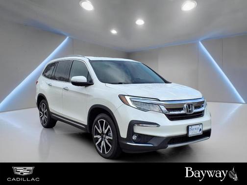 2019 Honda Pilot Touring 8-Passenger
