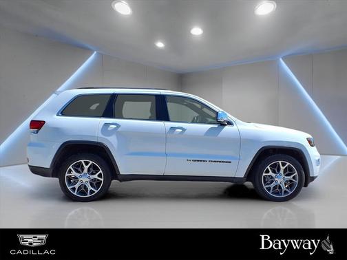 2022 Jeep Grand Cherokee WK Limited