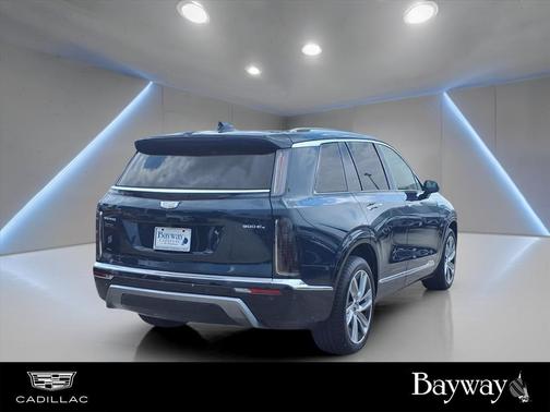 2026 Cadillac VISTIQ Luxury