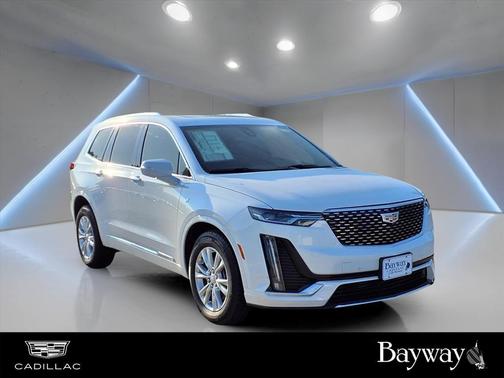 2025 Cadillac XT6 Luxury FWD