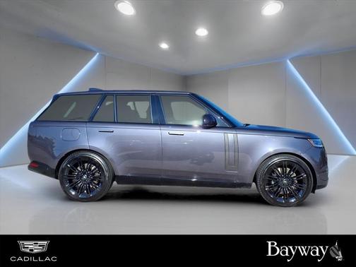 2024 Land Rover Range Rover P530 SE