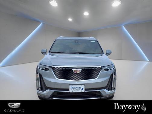 2025 Cadillac XT6 Luxury FWD
