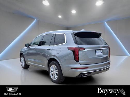 2025 Cadillac XT6 Luxury FWD