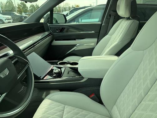 2025 Cadillac Escalade IQ Sport 1