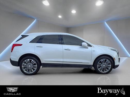 2017 Cadillac XT5 Premium Luxury