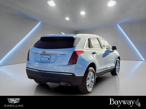2026 Cadillac XT5 Luxury