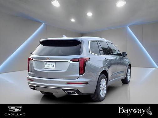 2025 Cadillac XT6 Luxury FWD