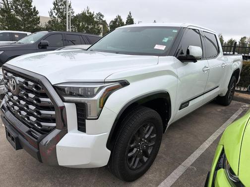2023 Toyota Tundra Platinum